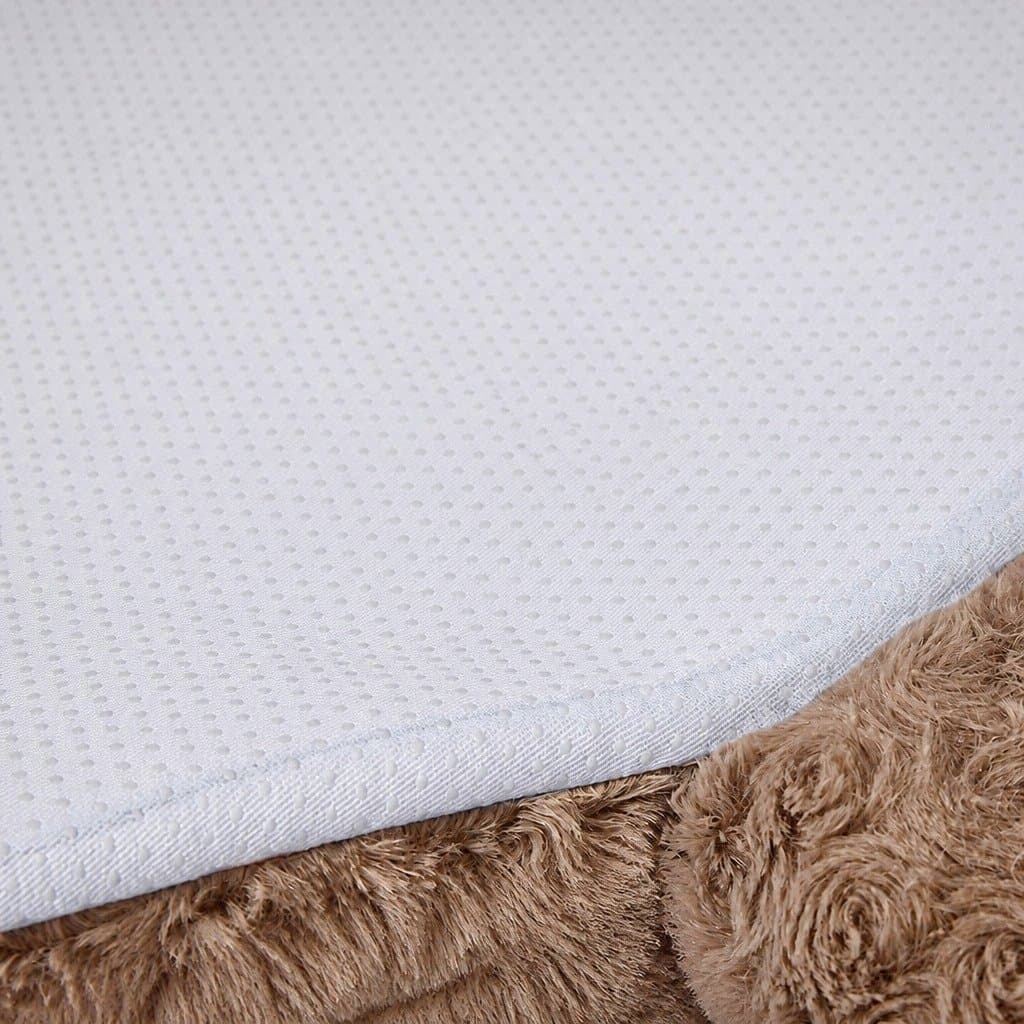 Calming Plush Pet Bed with Squeaky Toys for Dogs and Cats