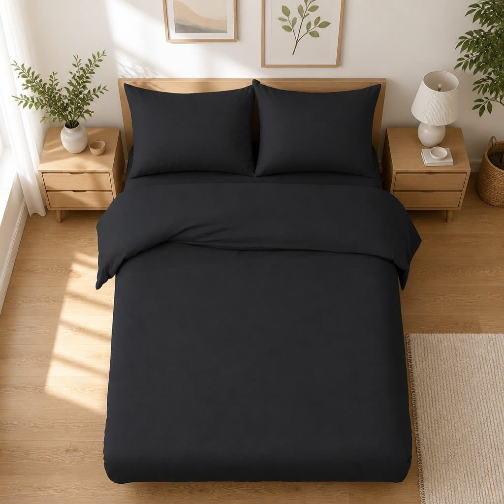 King Quilt Cover Set with Pillowcases in Black