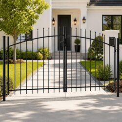 Heavy-Duty Steel Double Gate Garden Fence with Spike Top