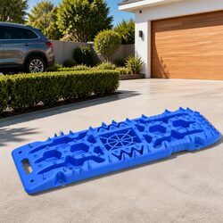 High-Quality Blue Traction Boards for Off-Road Recovery