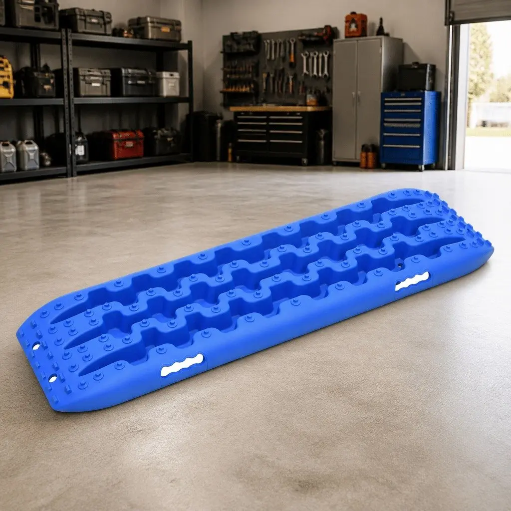 Traction Boards Reinforced Nylon 106x30.5x7 cm Blue 2 Piece Vehicle Recovery Off-Road Emergency Kit