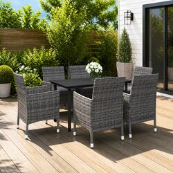 Durable 7 Piece Garden Dining Set with Rattan Chairs
