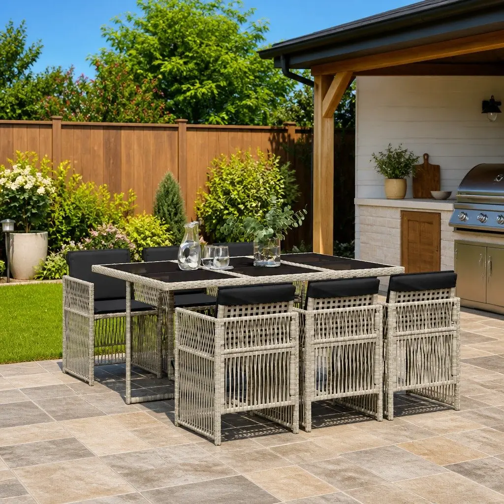 7-Piece Garden Dining Set with Durable Grey Rattan