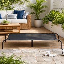 Durable Elevated Dog Bed with Steel Frame and Mesh Surface