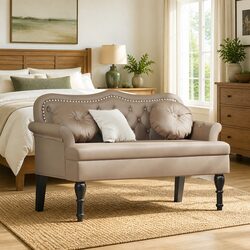 Elegant Chesterfield Bench with Button Tufting and Padded Seat