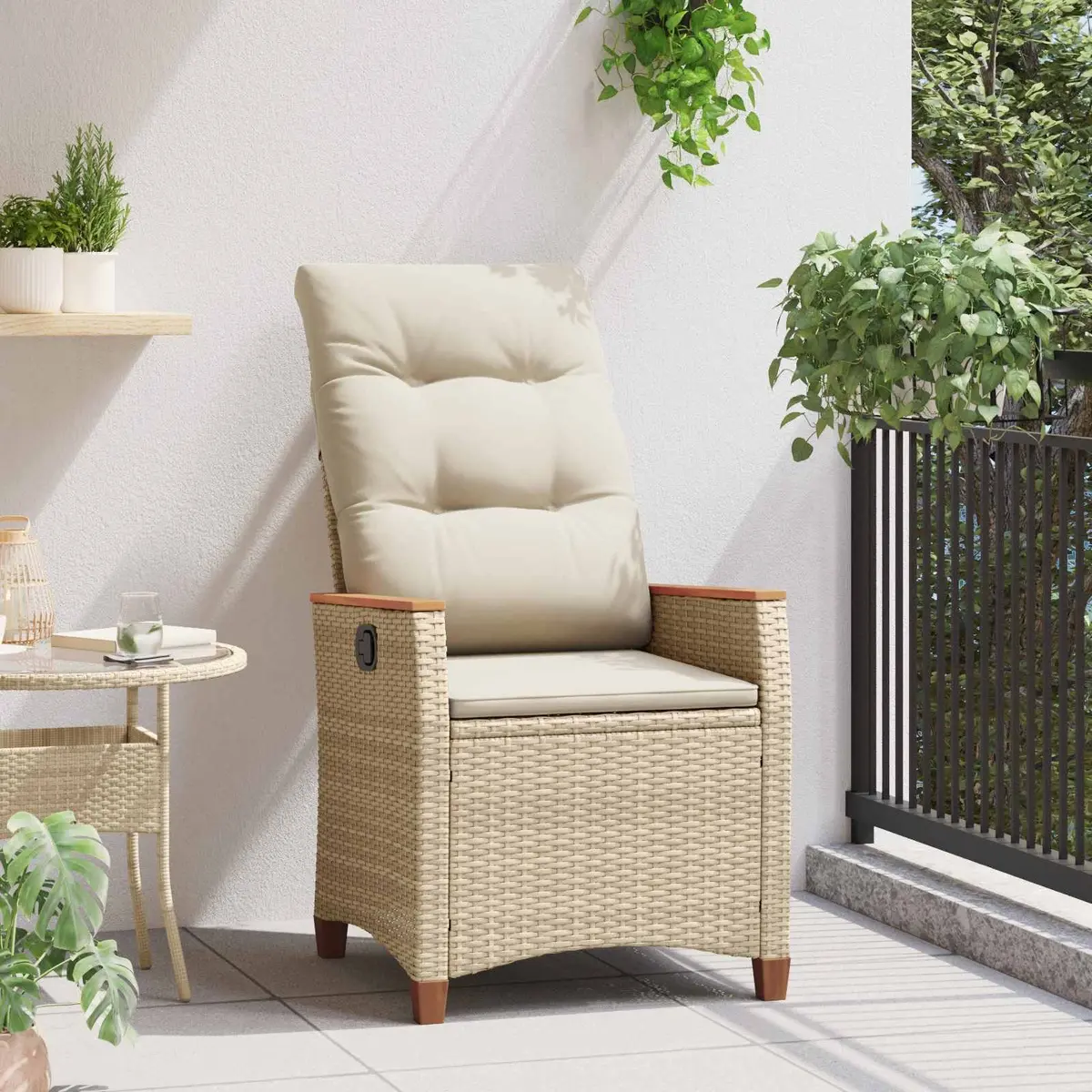 Adjustable Backrest Reclining Garden Chair in Beige