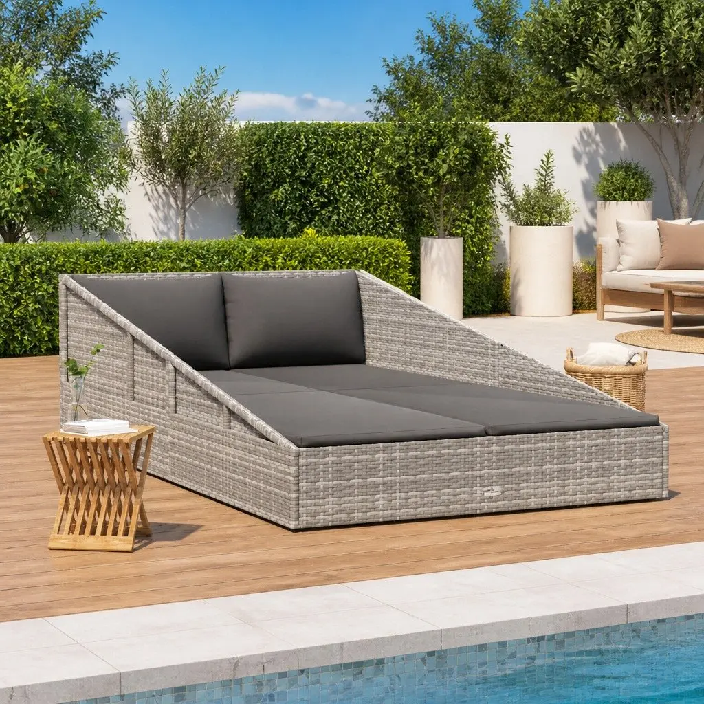 2-Person Outdoor Daybed in Grey Rattan