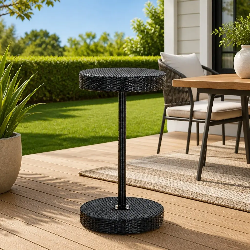 Black Outdoor Dining Table in PE Rattan