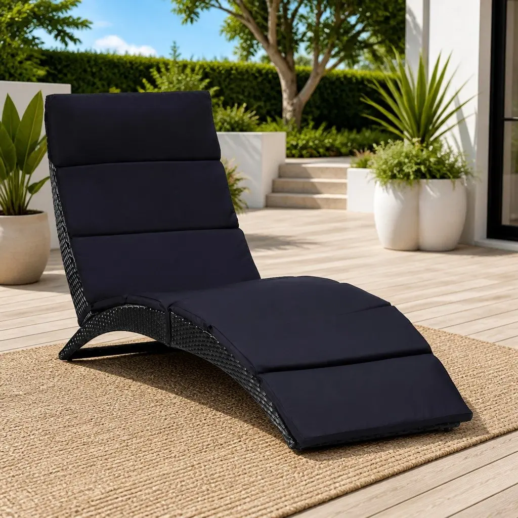 Poly Rattan Foldable Sun Lounger for Outdoors