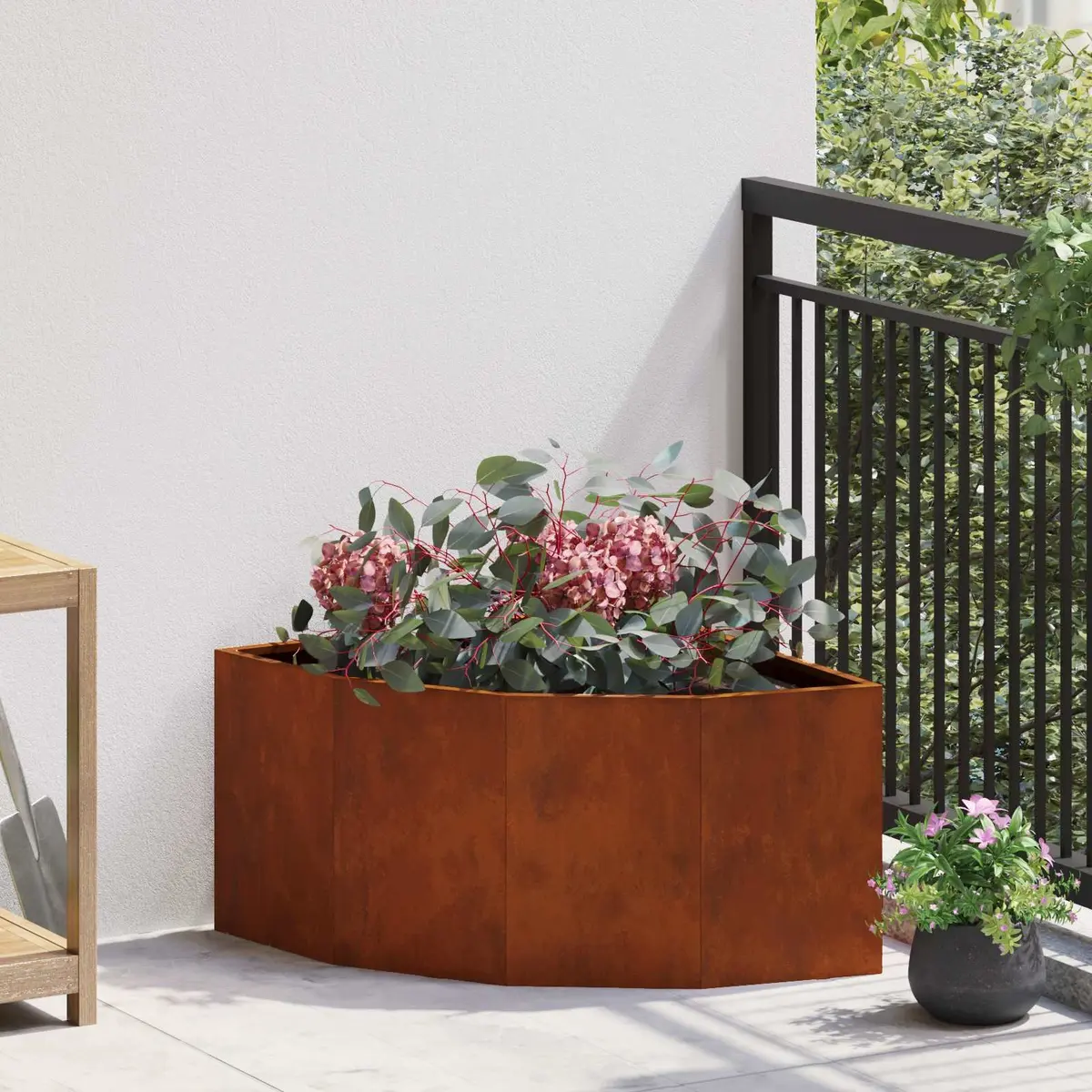 Corner Planter Steel 60x60x35cm Brown