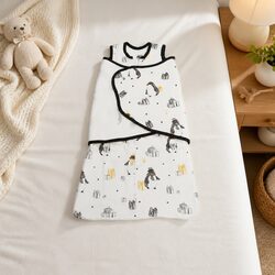 Newborn Sleepbag in Pure Cotton Knit with Split-Leg Design