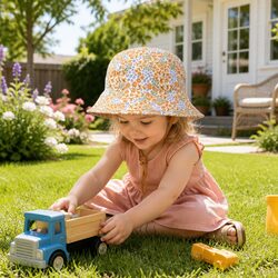 Reversible Girls Bucket Hat with Wide Brim UPF50+ Protection