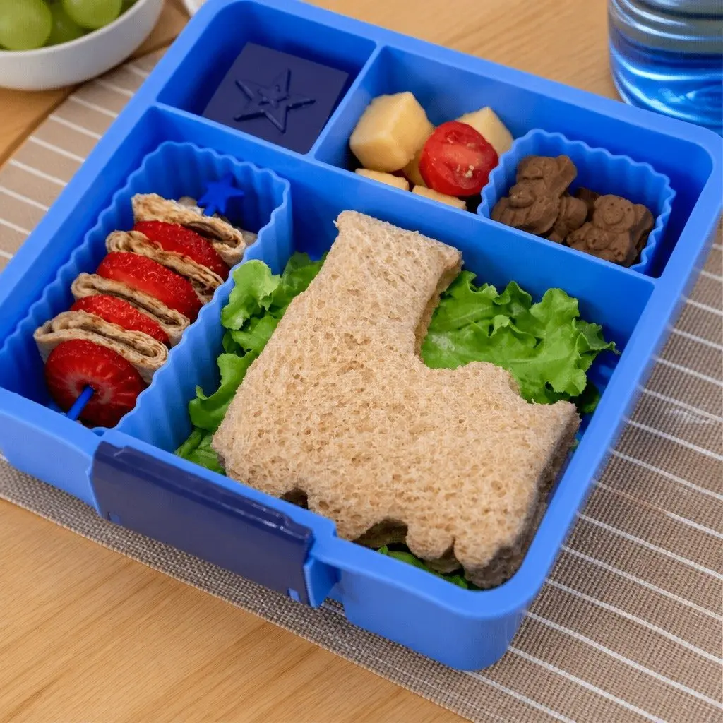 Sandwich Cutters Set Plastic 2 Piece Aeroplane Train