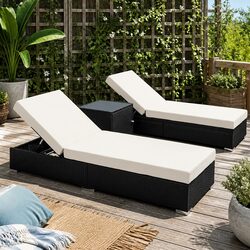 Sturdy 3-Piece Outdoor Wicker Lounge Set with Cushions