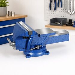 Heavy-Duty Cast Iron Bench Vice with Integrated Anvil