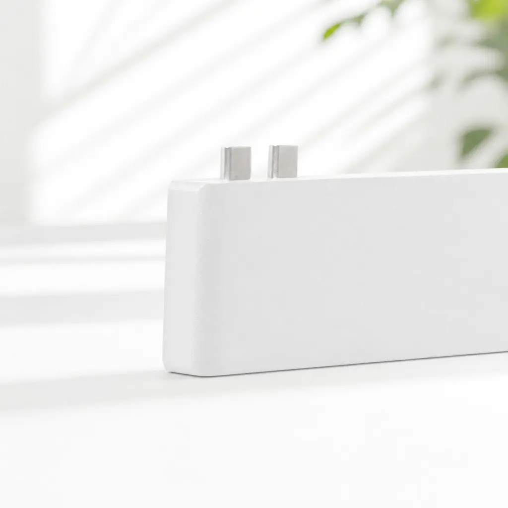 6-Port USB Type-C Hub with SD Card Reader