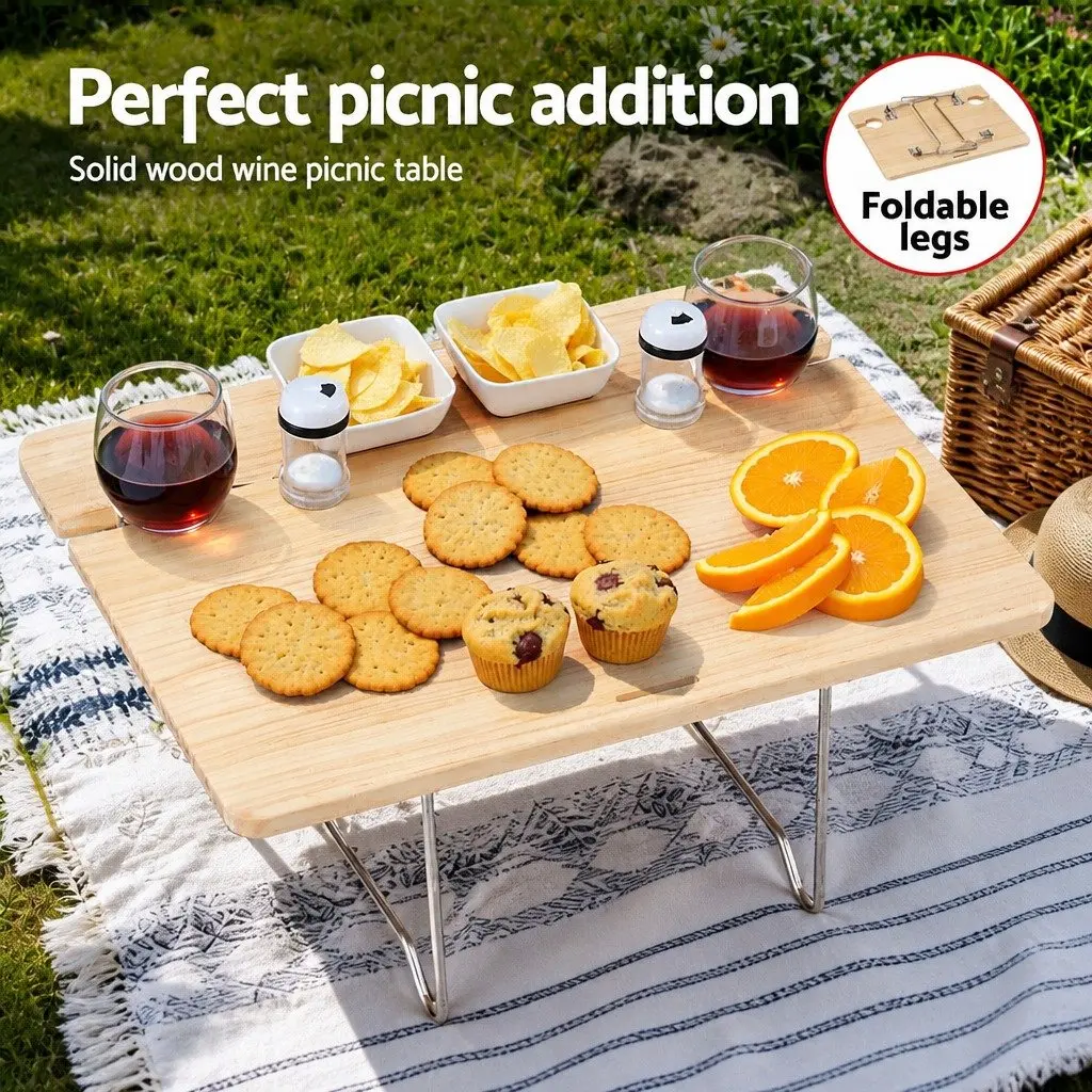 Willow Picnic Basket Set for Two with Wood Table