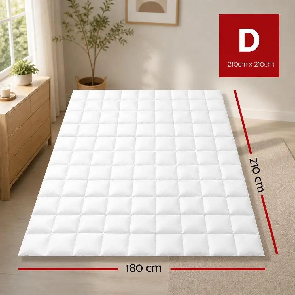 Double Goose Down Feather Quilt 700GSM Baffle Construction Warm Lightweight
