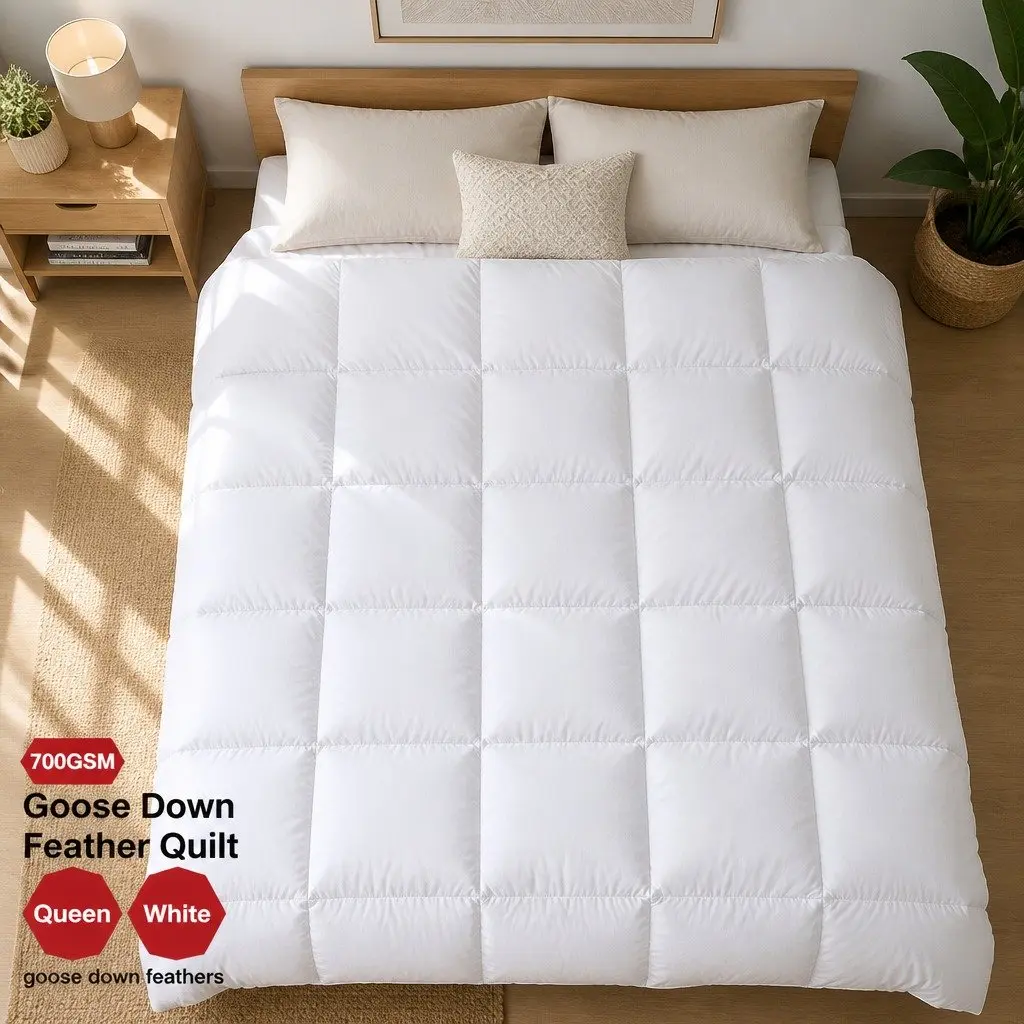 Queen Size Goose Down Feather Quilt 700GSM