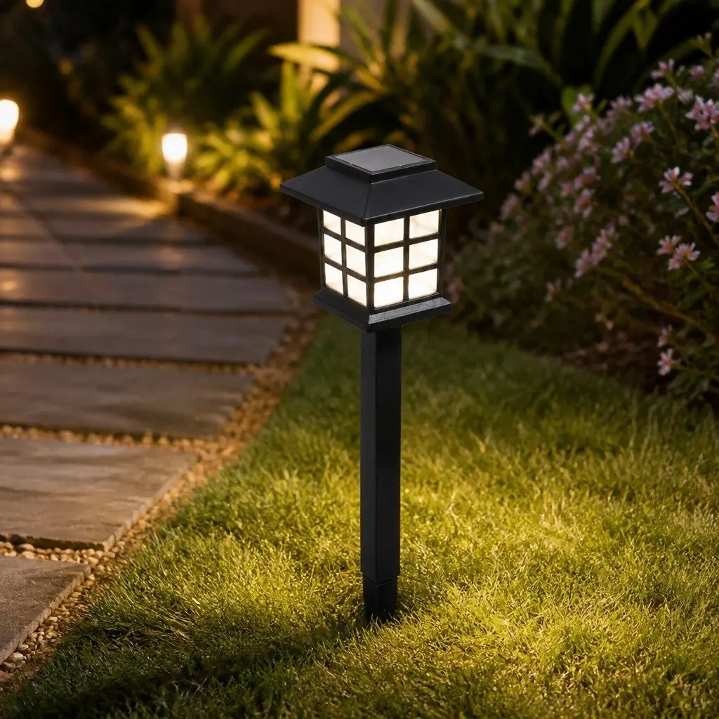 Solar Powered Garden Landscape Lights 12 LED Set