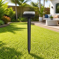 Solar-Powered Snake Repeller 8 Pack for Ultimate Protection