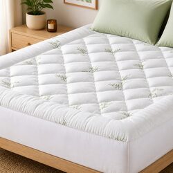 King Pillowtop Mattress Topper 5cm Thick Bamboo Cooling Pad Pressure Relief