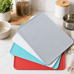 High-Quality Silicone Waterproof Pet Food Mat for Dogs and Cats